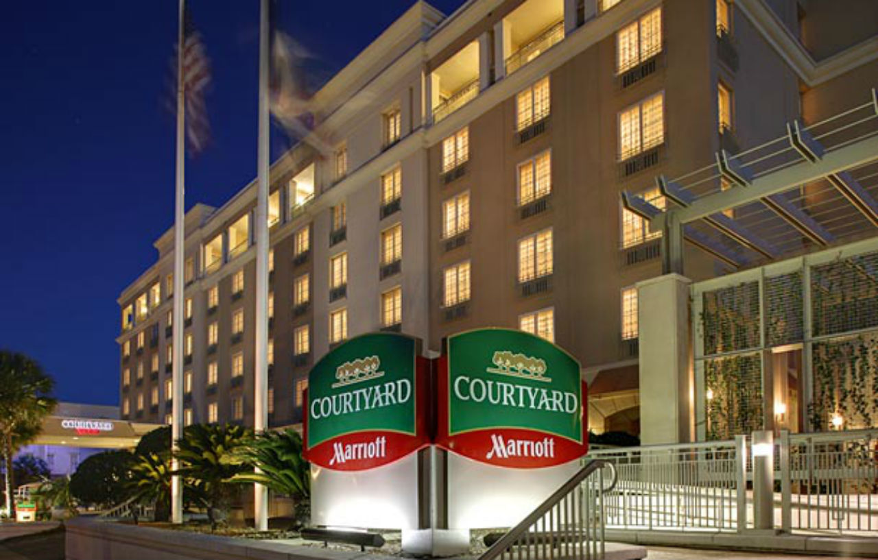 Courtyard By Marriott Charleston Historic District Hotel Exterior photo